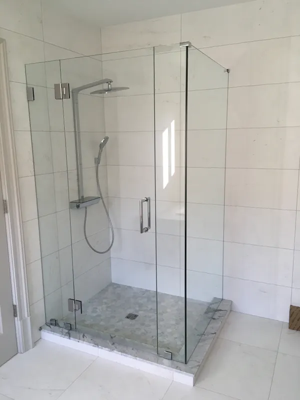 Type 2123-DK frameless shower enclosure