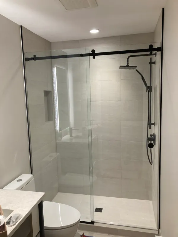 SL12 SER frameless shower enclosure