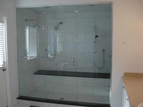 Type 212S frameless shower enclosure