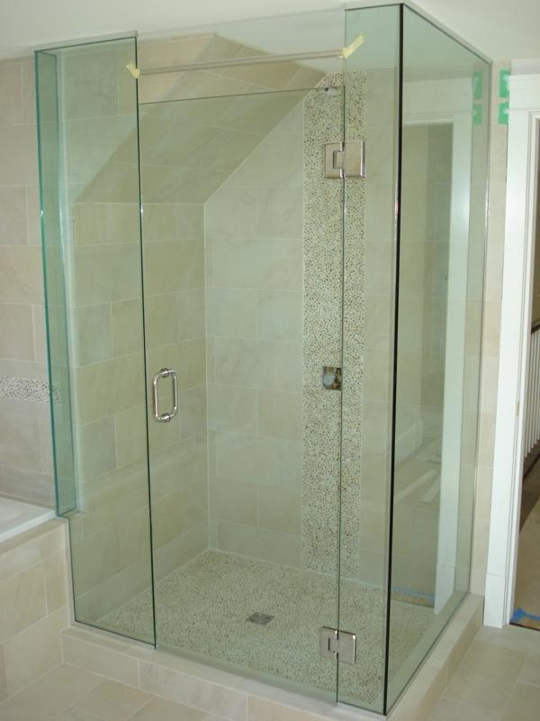 Type 2123 frameless shower enclosure